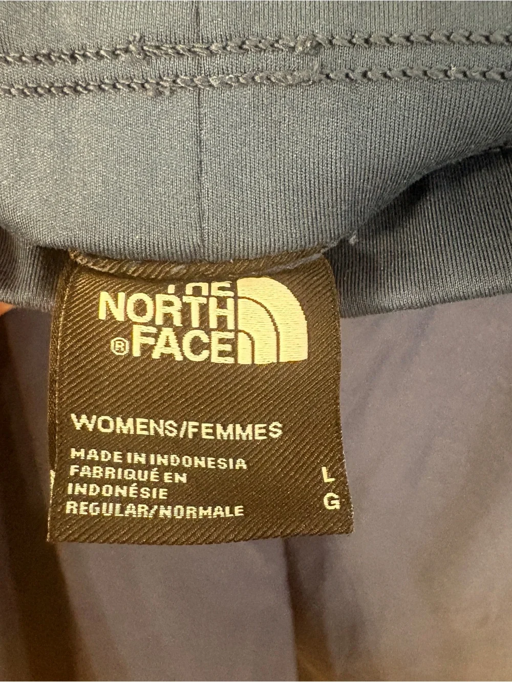 North Face, Columbia, Tommy Bahama skorts size large bundle of 3